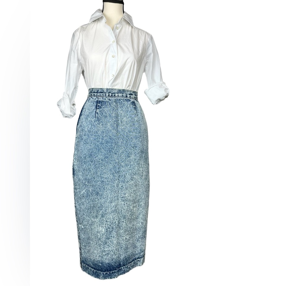 Beautiful Just Christina Jean midi pencil skirt size medium